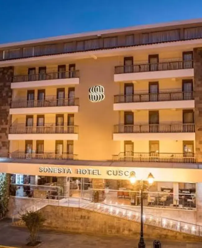 Sonesta Hotel