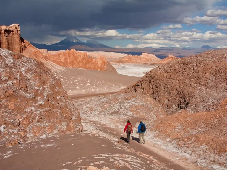 Entre Salares y estrellas: Desierto de Atacama en 4 Días